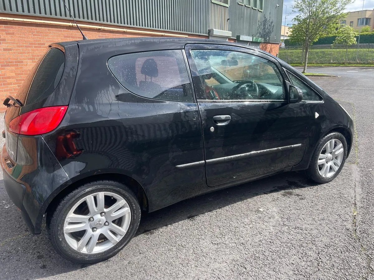 Mitsubishi colt black hawk - Image 3