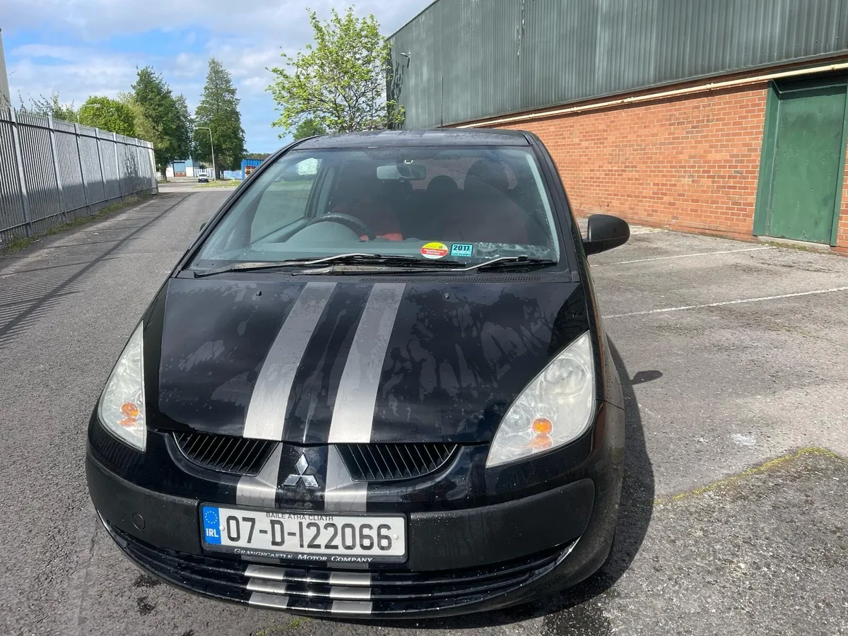 Mitsubishi colt black hawk - Image 4