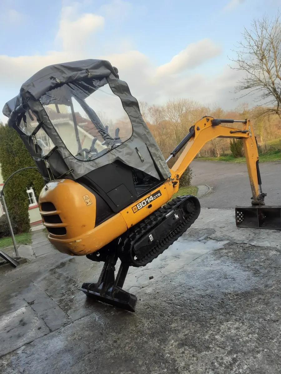 2017 jcb8014 cts - Image 3