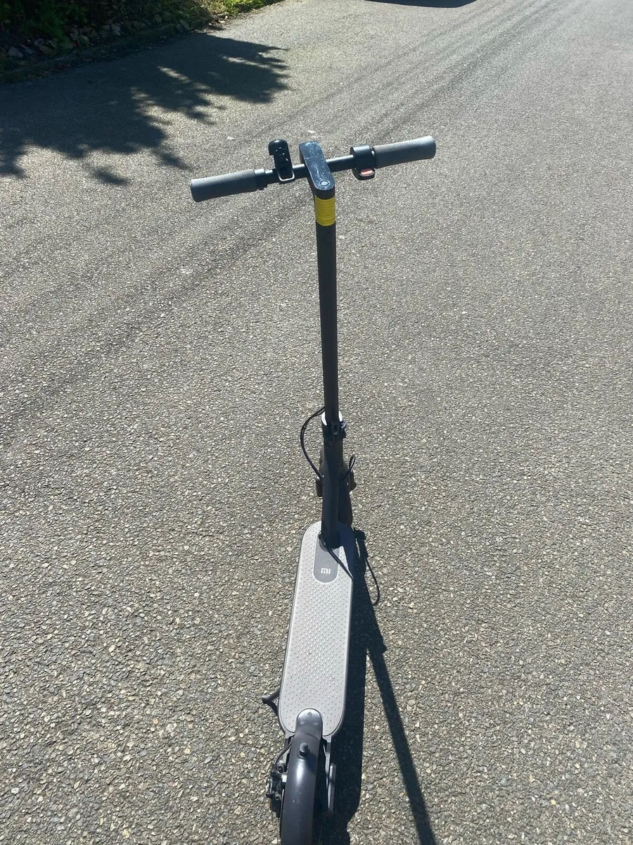 Electric scooter - Image 4