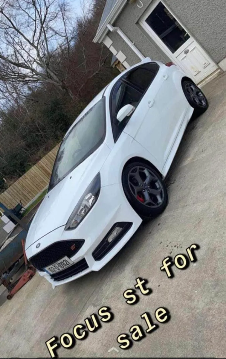 2015 Ford focus ST-2 - Image 1