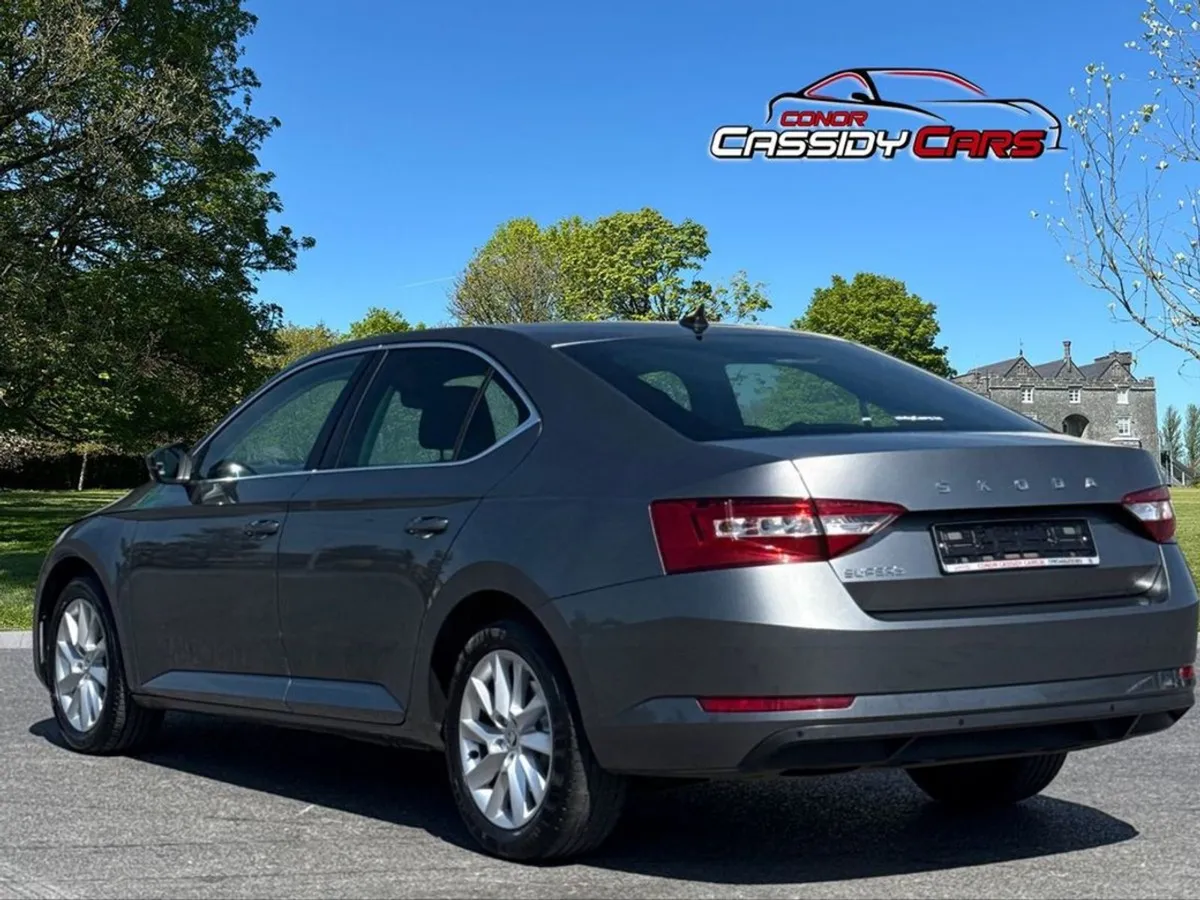 Skoda Superb SE Technology TDI DSG  full Leather - Image 3
