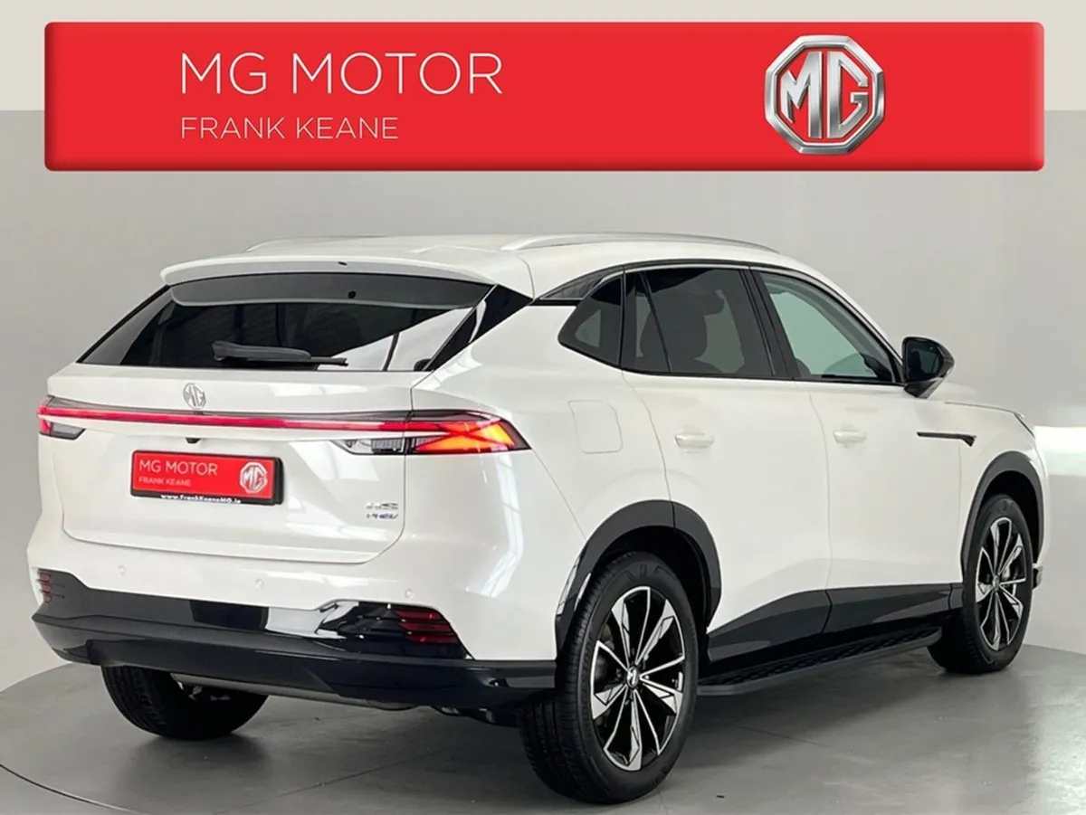 MG HS Ex-demo HSE Exclusive Phev - 24.7kwh full B - Image 4
