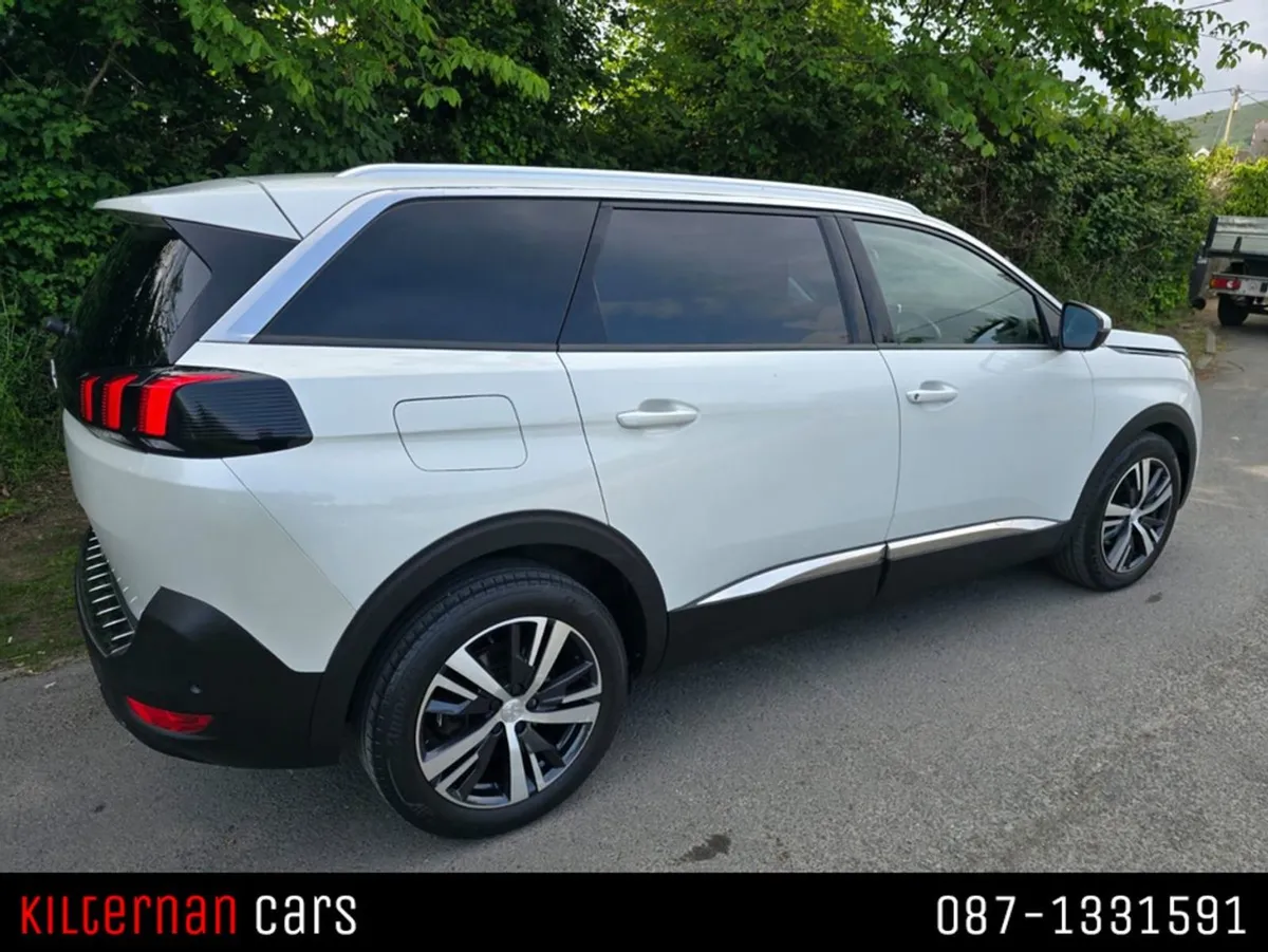 Peugeot 5008 Mega Spec PAN Roof Full Leather - Image 4