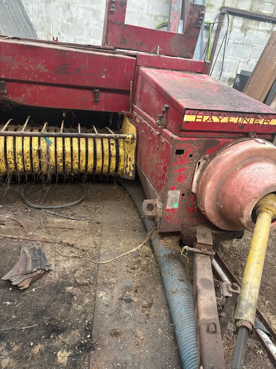 Newholland square baler - Image 1