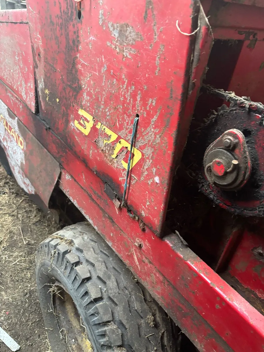 Newholland square baler - Image 2
