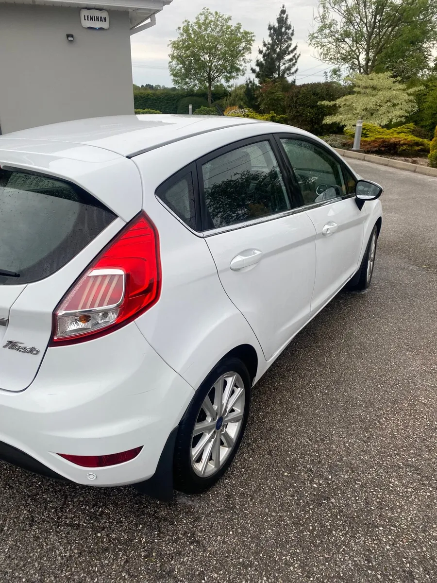 Ford Fiesta 2017 - Image 3