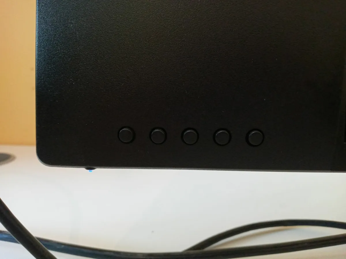 Delivery - ViewSonic 27 Inch Monitor - Image 4