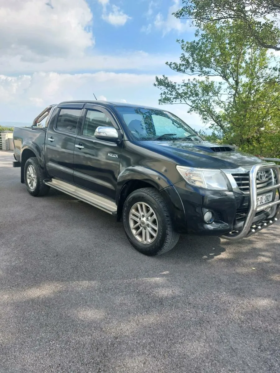 Toyota hilux - Image 2