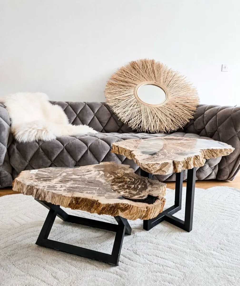 Designer 3 seater sofa - Image 1