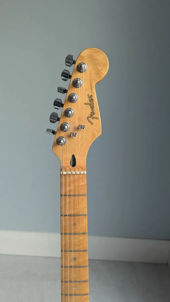 2004 Fender Lite Ash Stratocaster – Made in Korea - Image 3