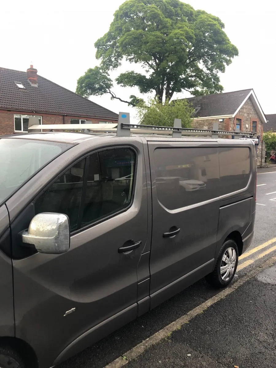 Opel Vivaro 2016 - Image 4