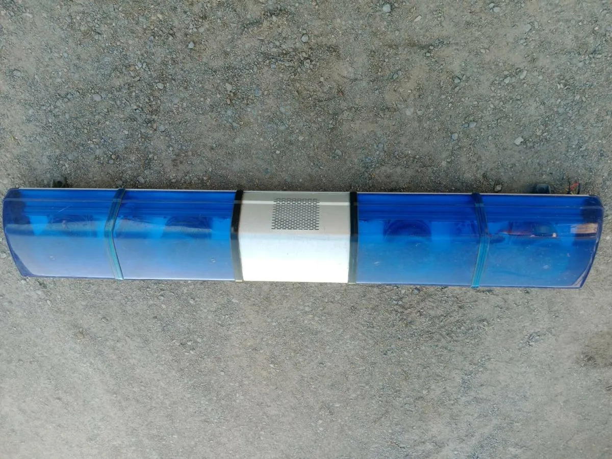 Emergency beacon - Image 1