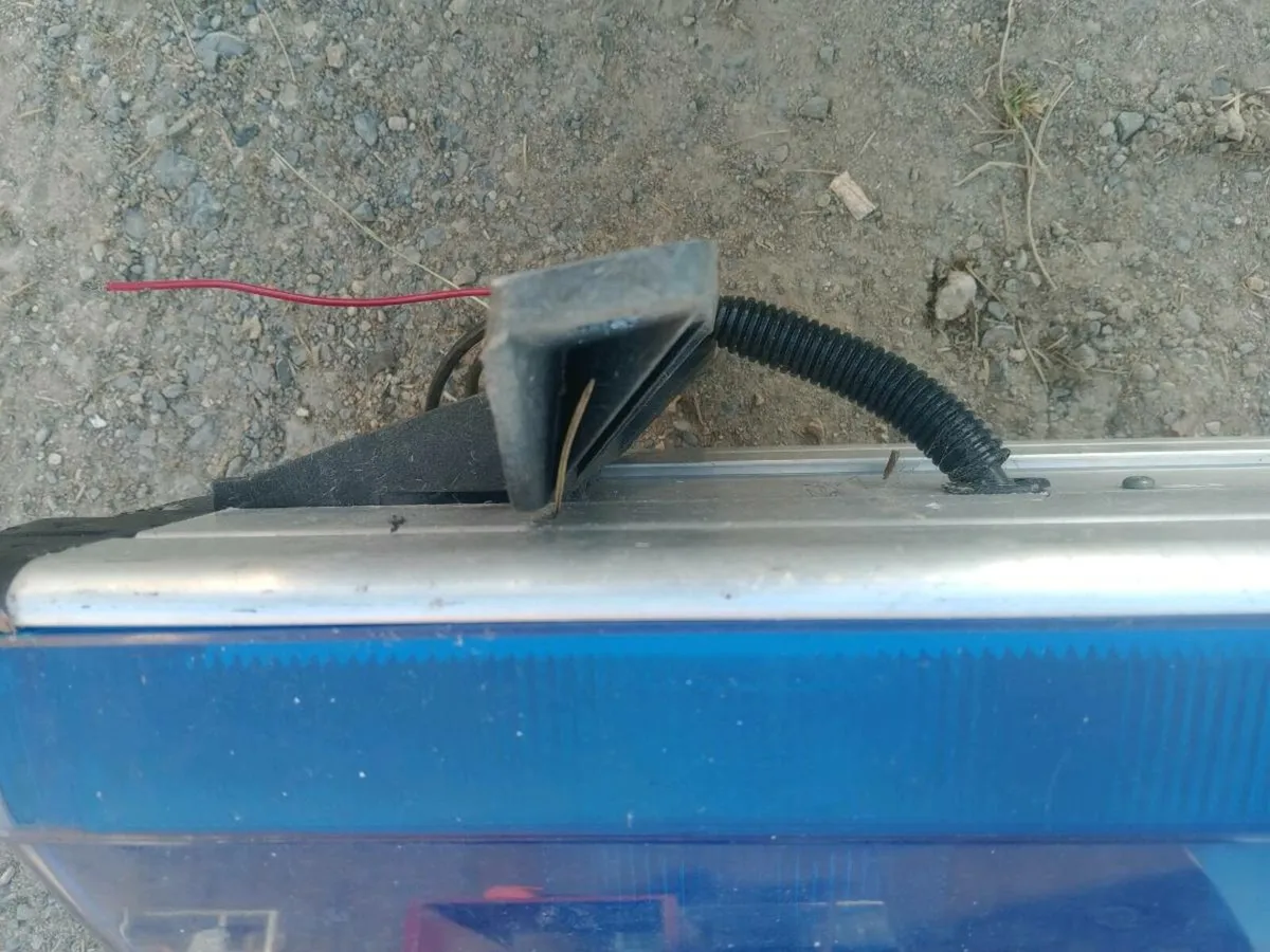 Emergency beacon - Image 4