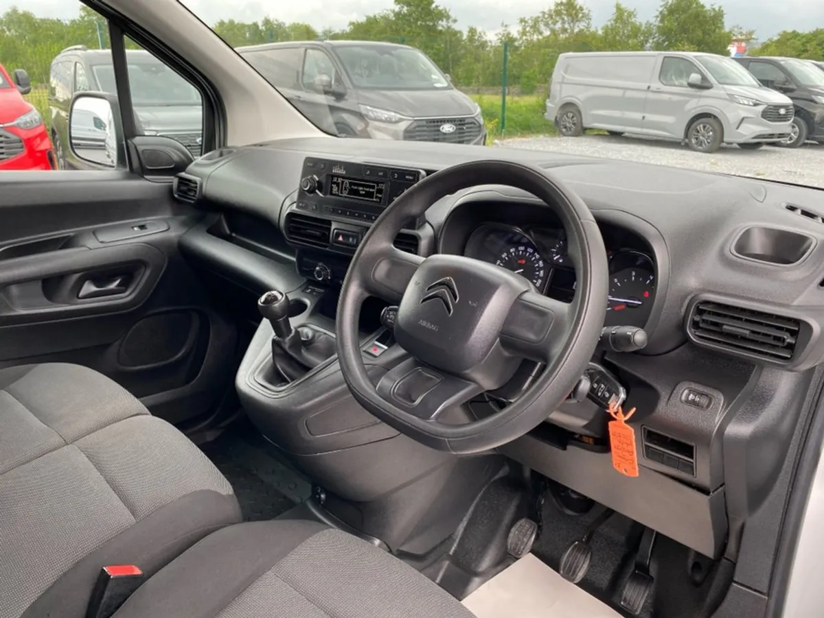 Citroen Berlingo LX Bluehdi 75 MWB 650 650KG 3DR - Image 4