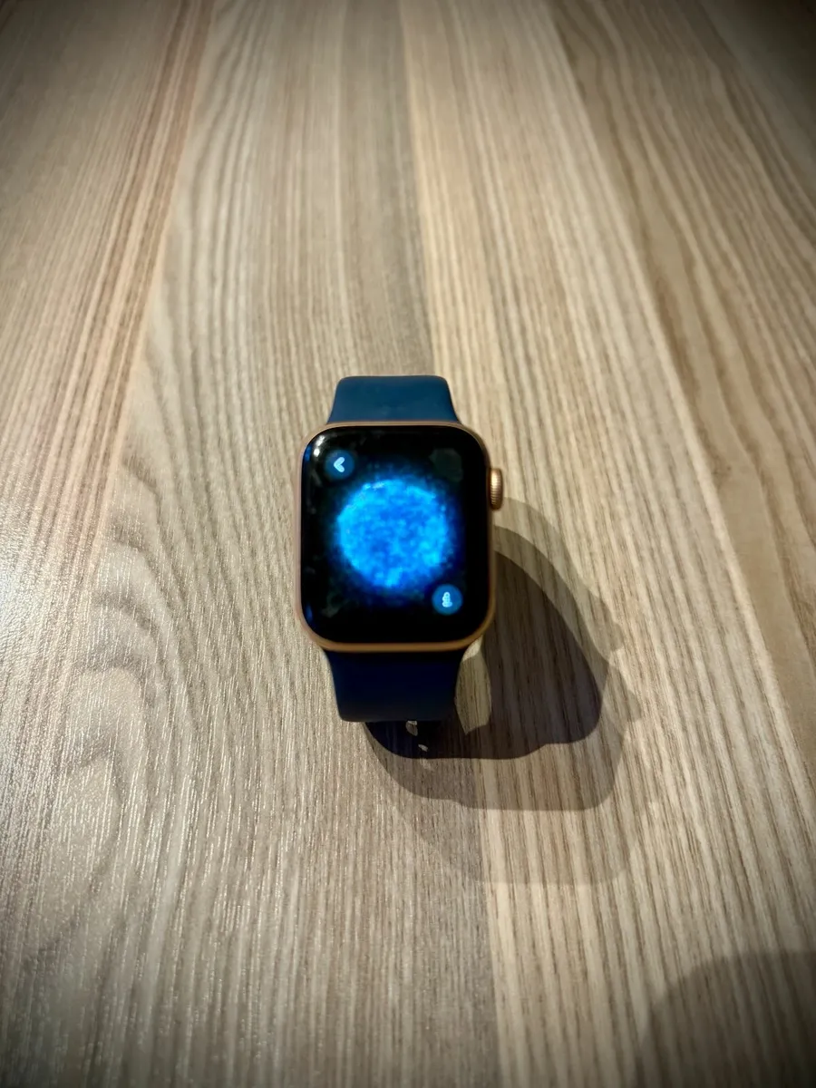 Apple Watch Series 6 40mm - Image 3