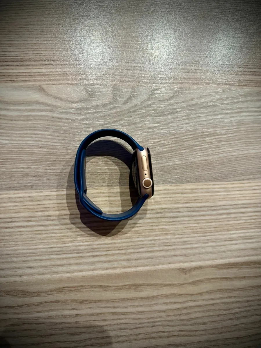 Apple Watch Series 6 40mm - Image 4