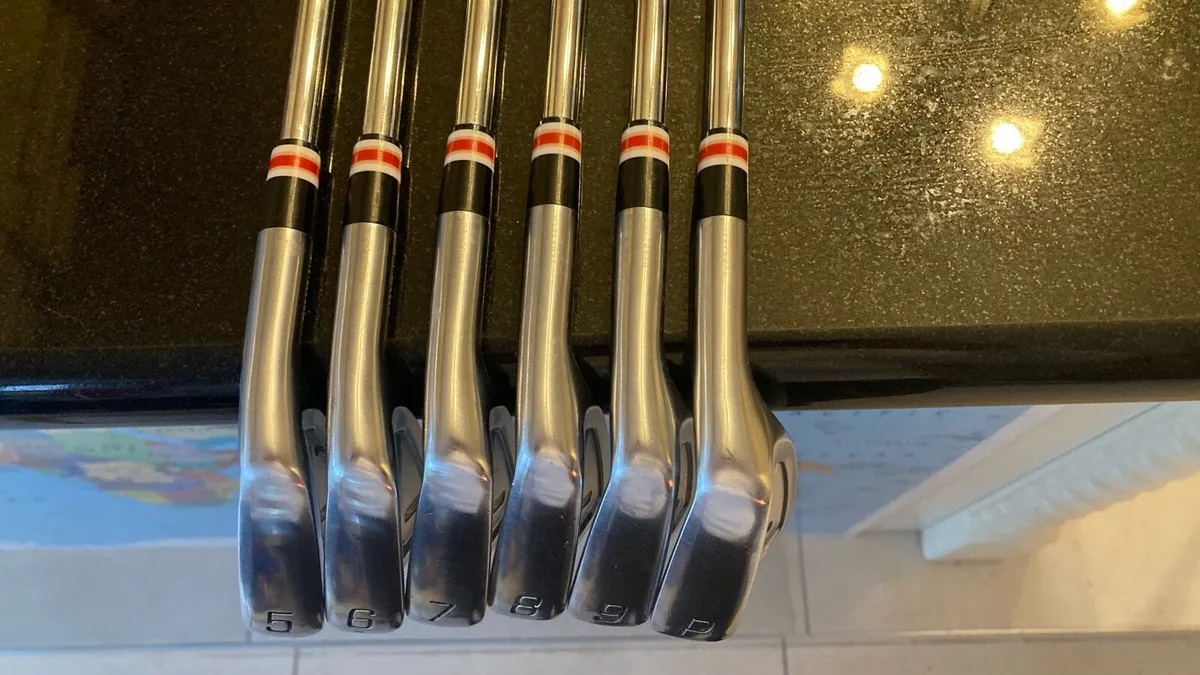 Bridgestone 221cb Irons 5-PW - Image 3