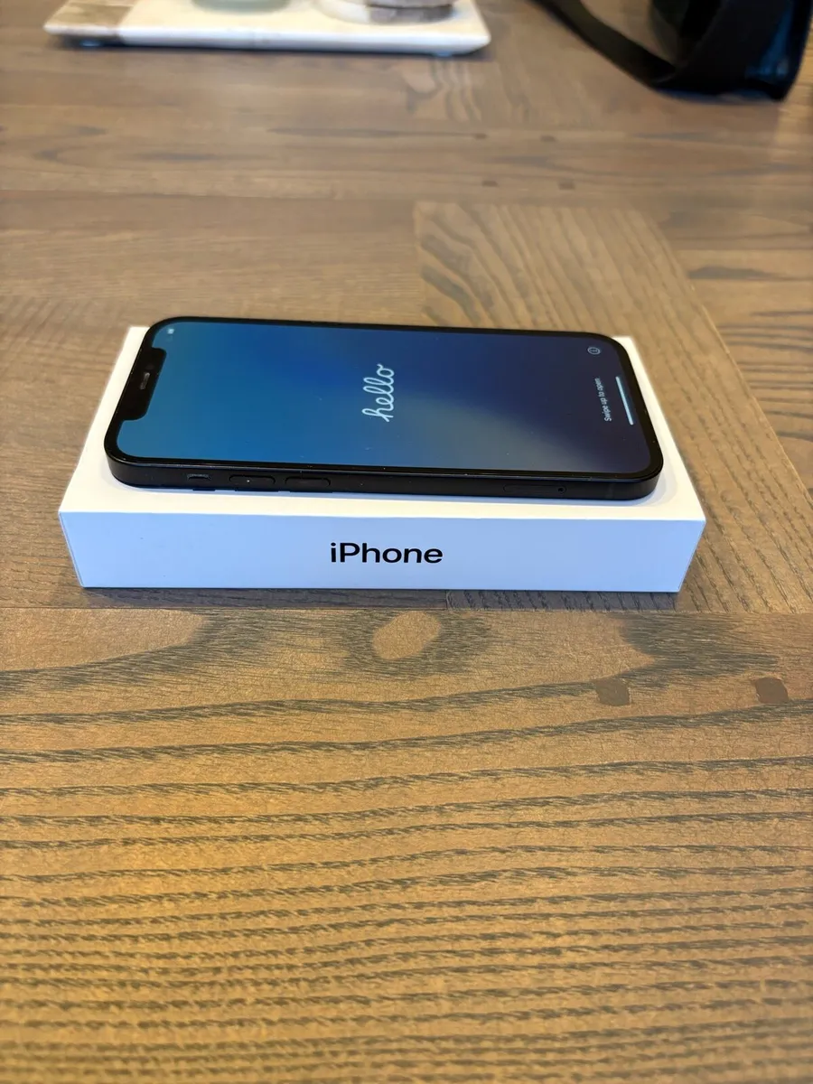 iPhone 12 128gb - Image 1