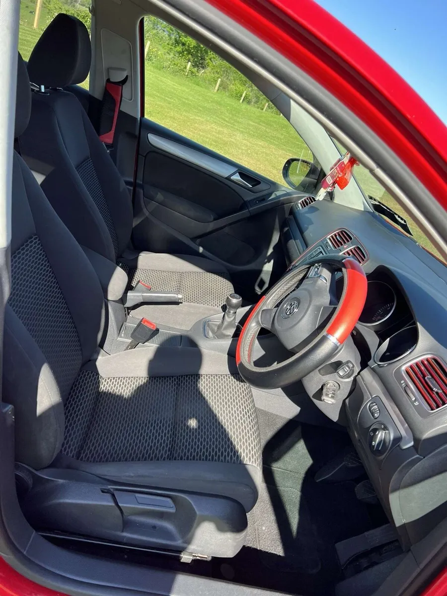 Mk 6 Volkswagen Golf Red - Image 4