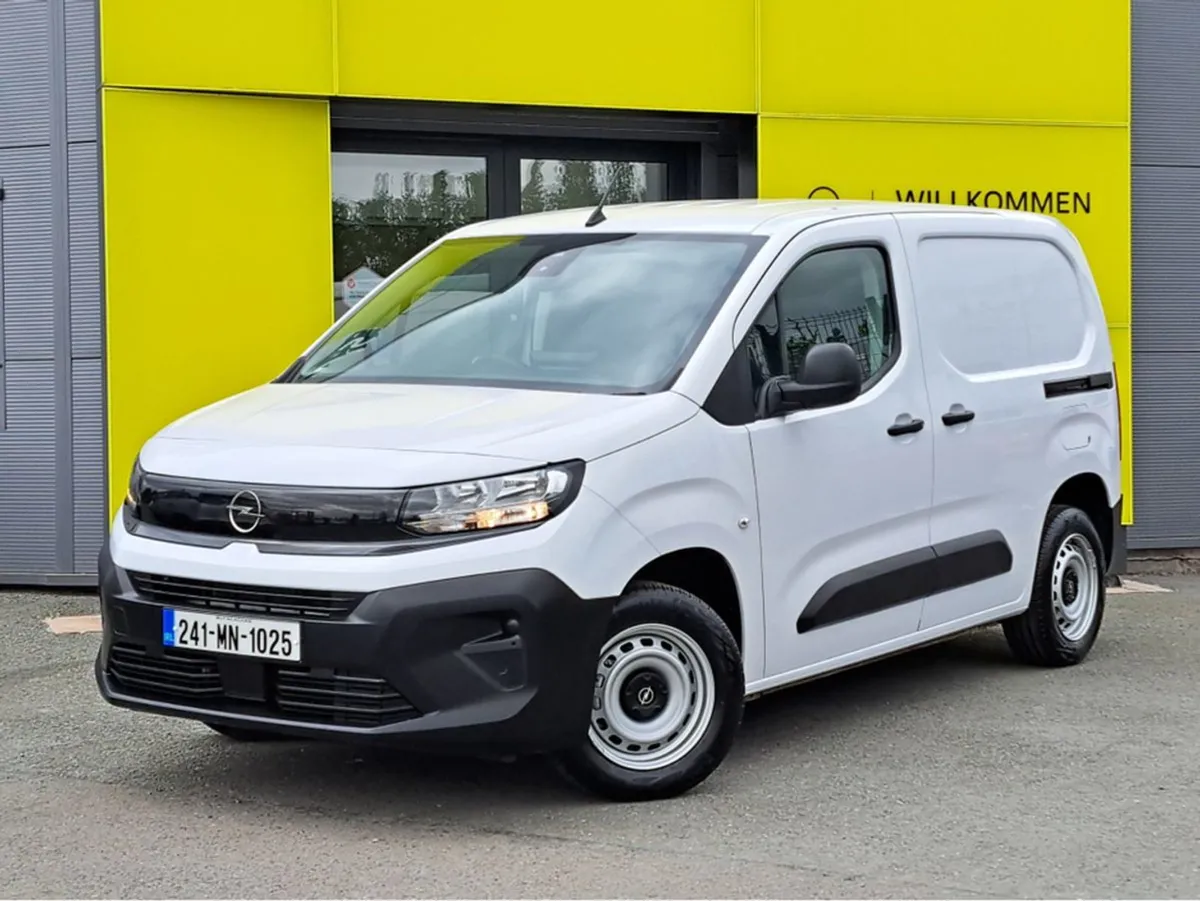 Opel Combo Komfort L1h1 1.5td 100BHP - Image 1