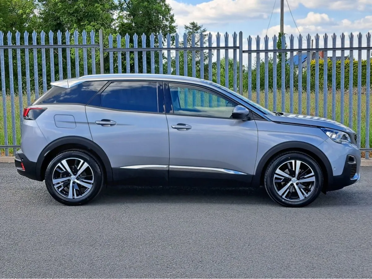 Peugeot 3008 Allure 1.5bhdi 130PS  half Leather r - Image 2