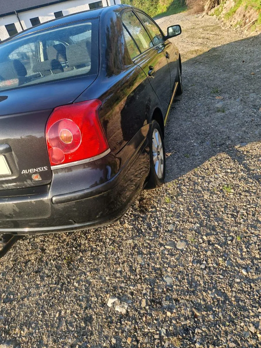 Toyota Avensis - Image 4