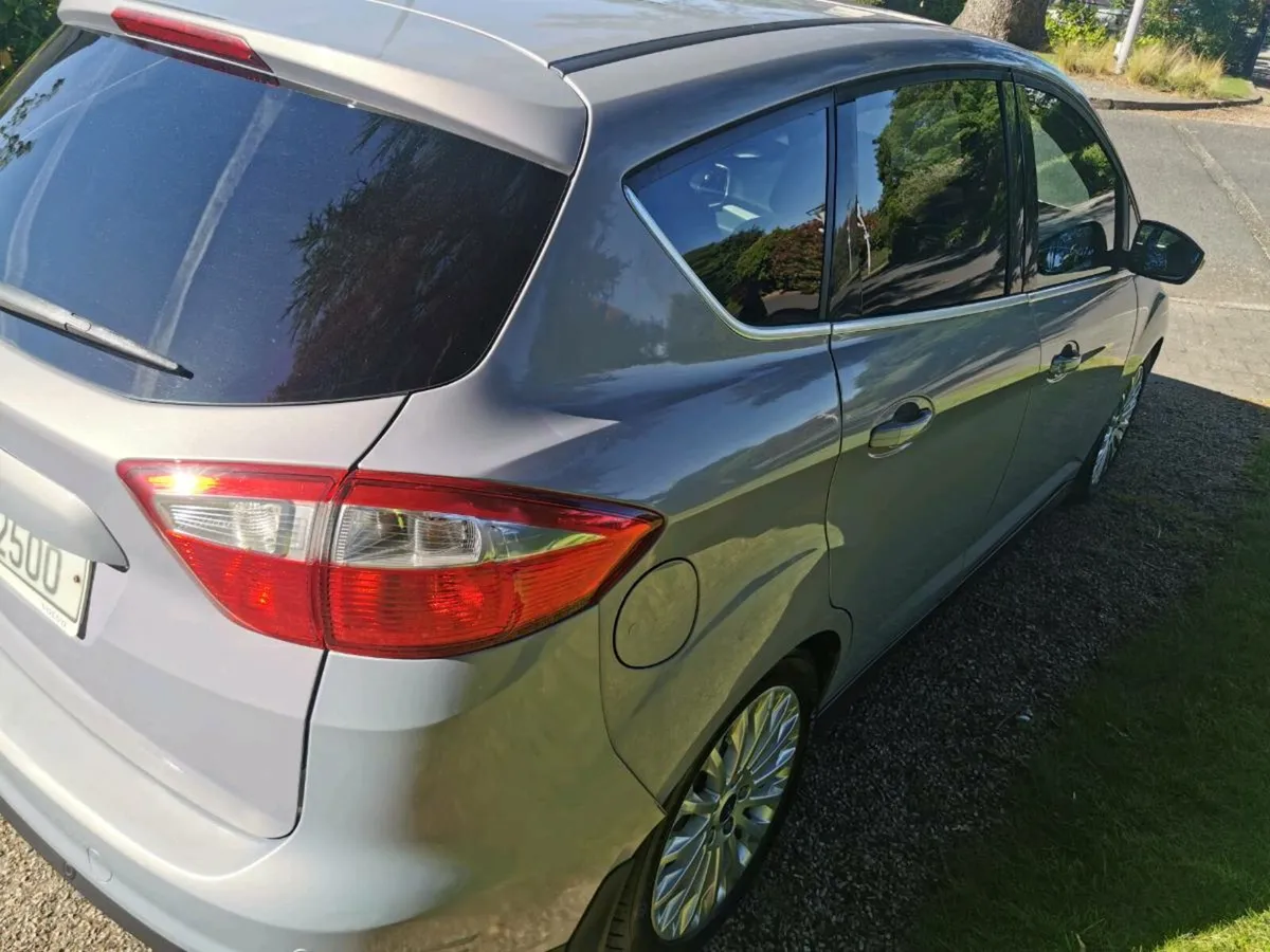 2011 Ford C MAX Titanium 1.6TDC 5-Door MPV - Image 4