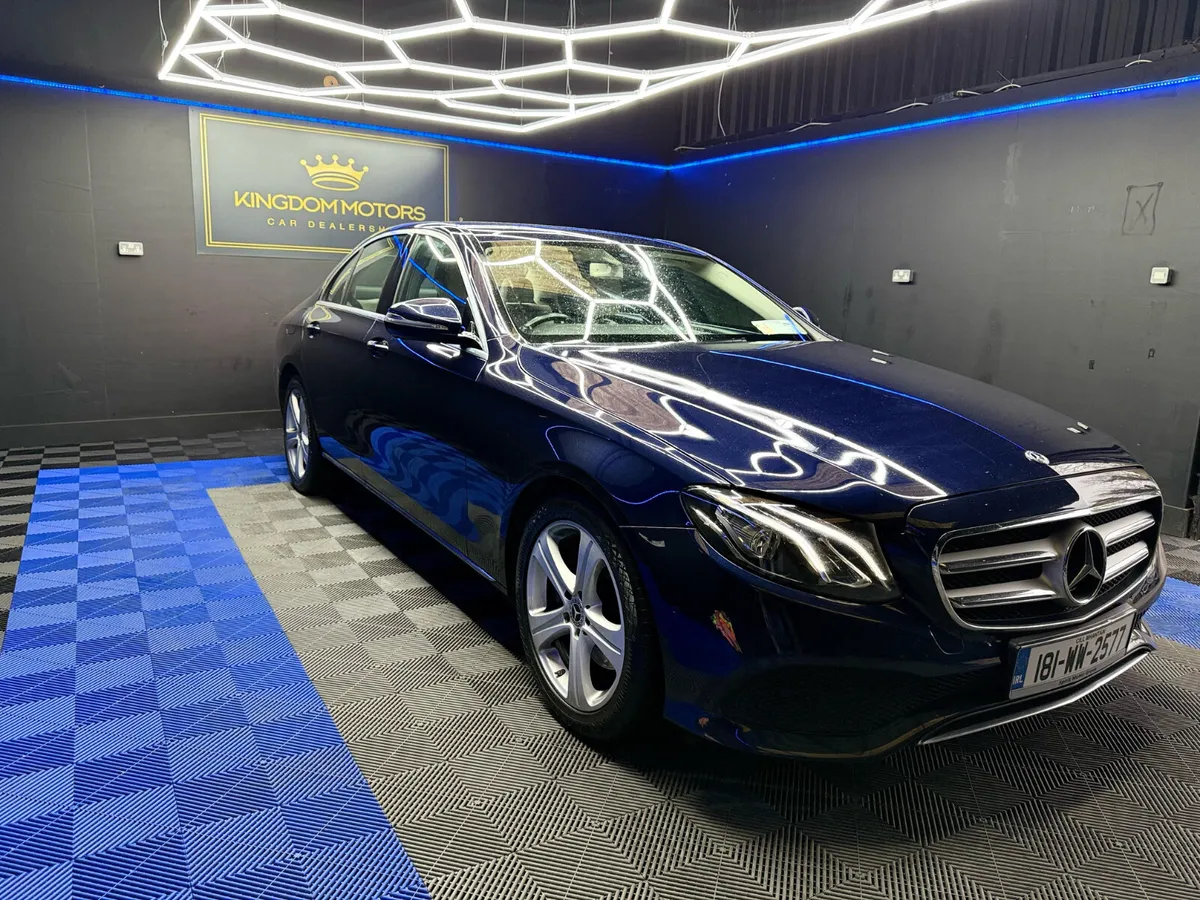 E-Class Auto,Avantgarde,1 OWNER - Image 4