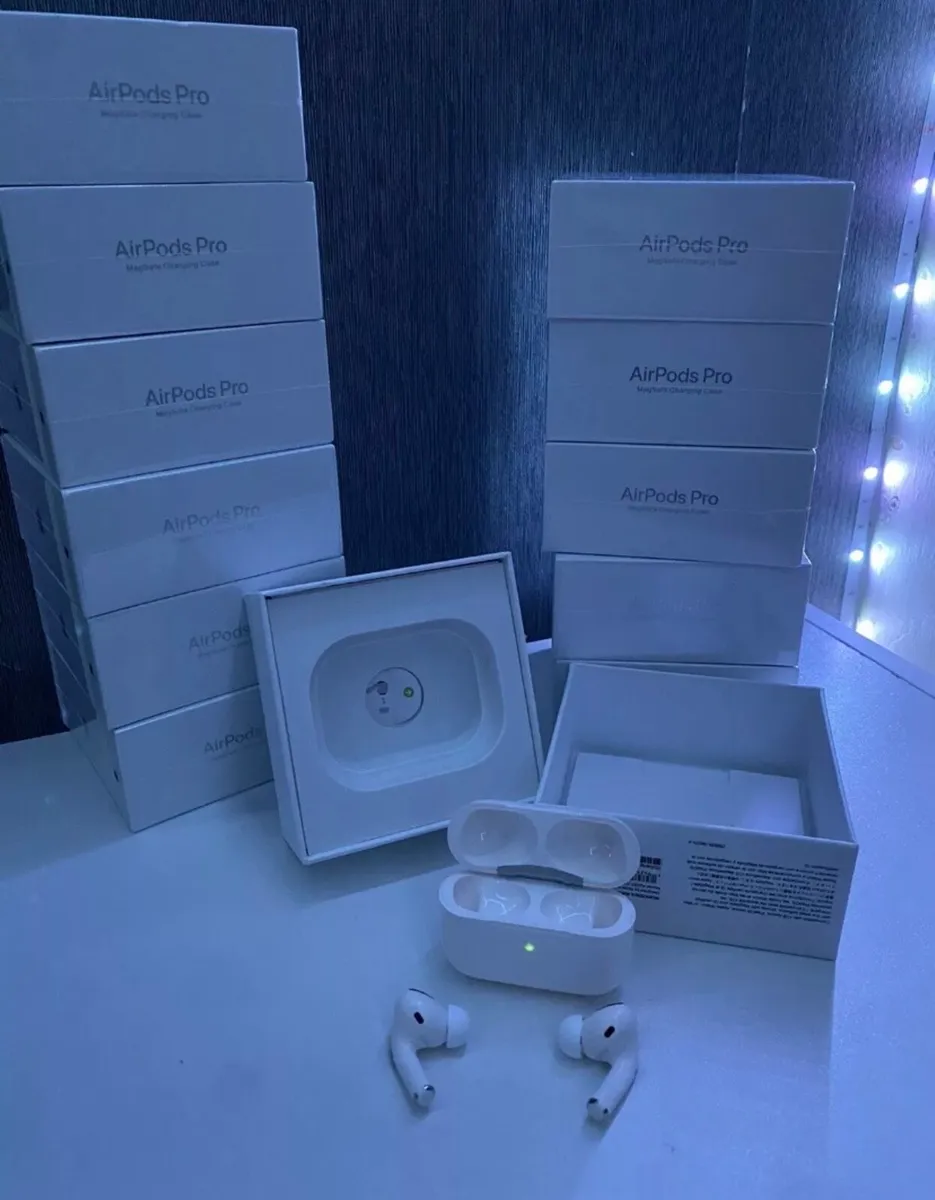 Airpods - Image 4