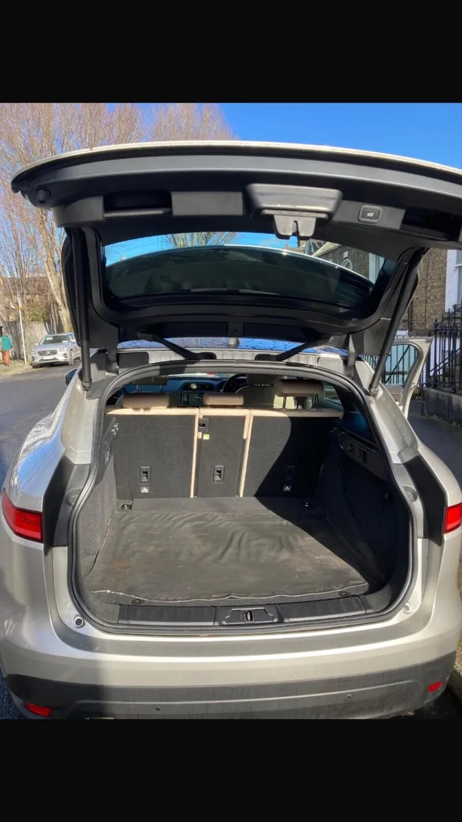 Jaguar F-Pace - Image 4