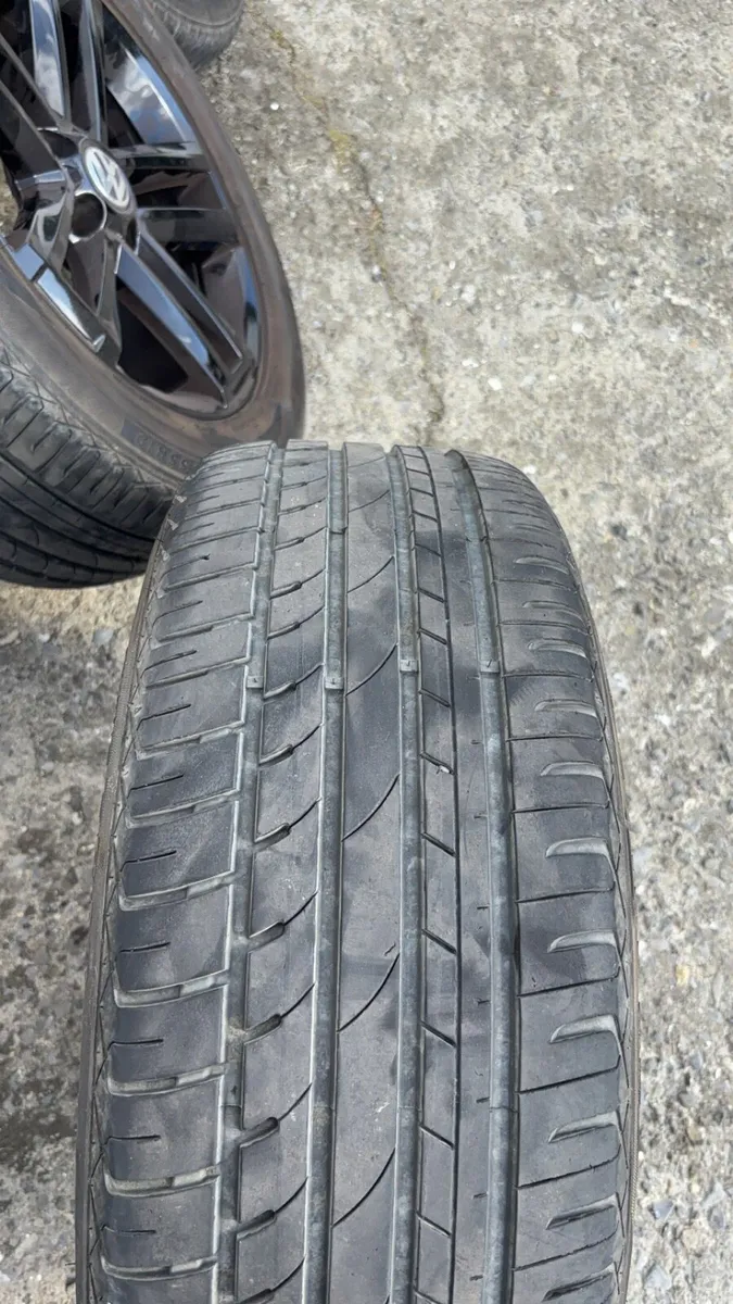 19” 5 lug nut - Image 3