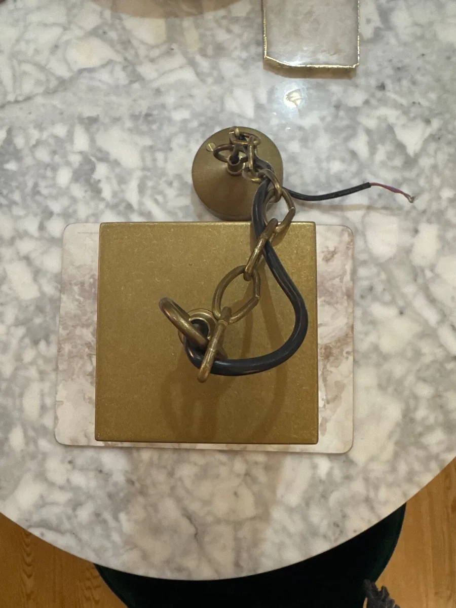 Light fitting - Image 2