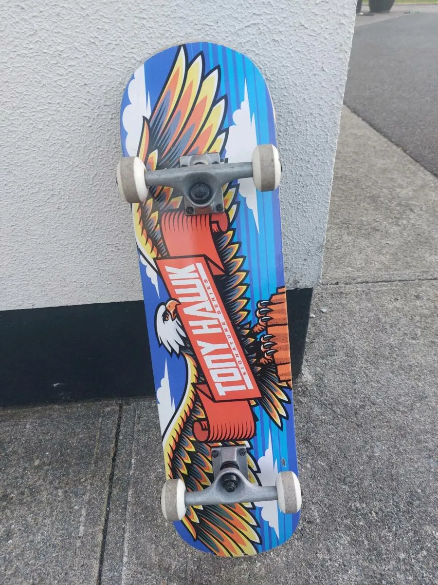 Skateboard - Image 1