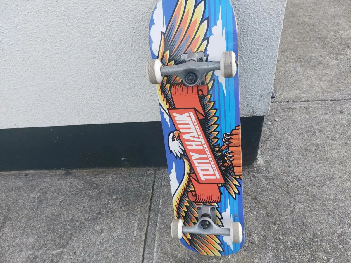 Skateboard - Image 2