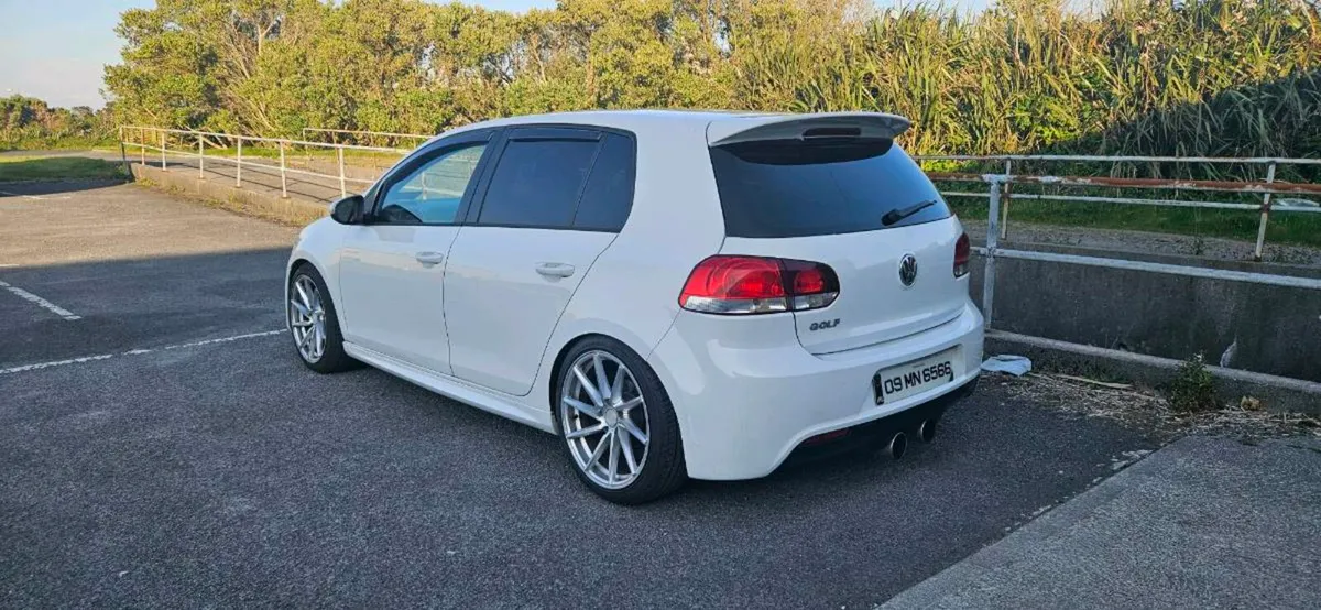 Volkswagen Golf - Image 1