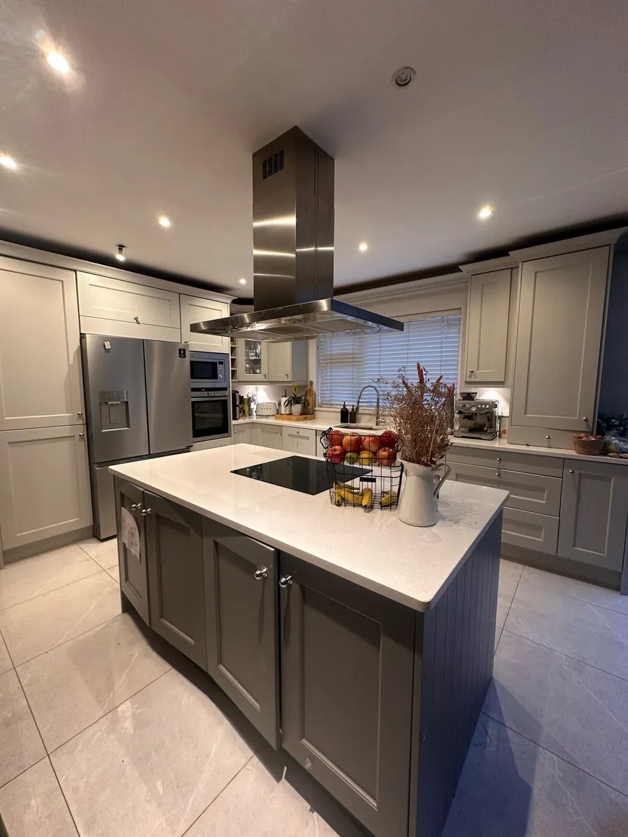 Quality Modern Solid Wood Kitchen + Applicances - Image 2