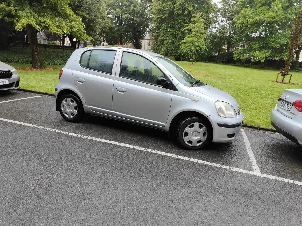 Toyota Yaris 2005 - Image 4