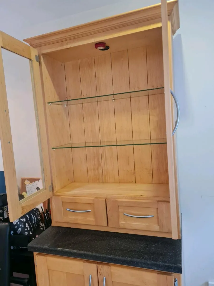 Glass cabinet - Image 2