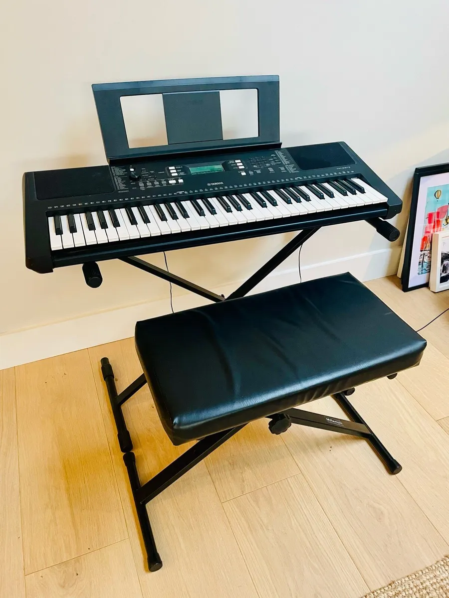 Yamaha PSR-E373 Keyboard Bundle - Image 1