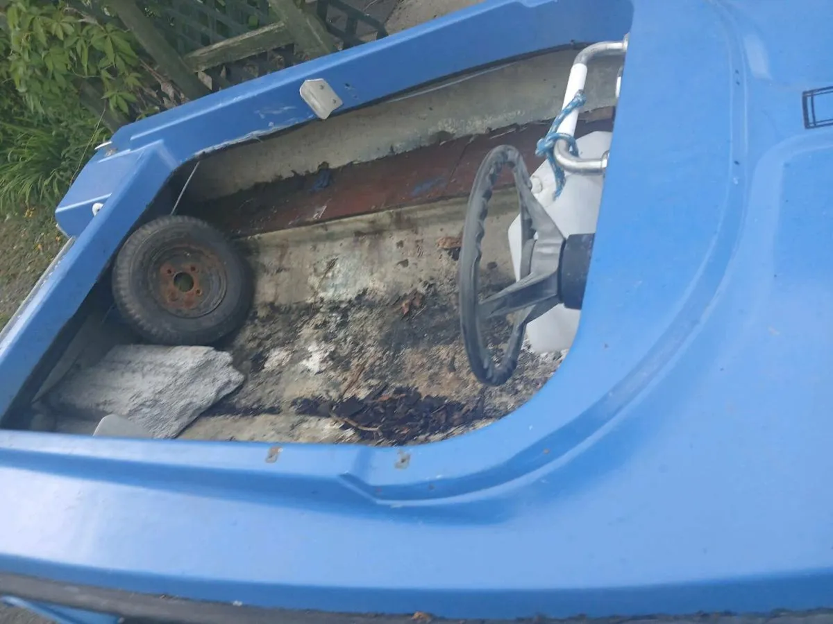 Boat - Image 3