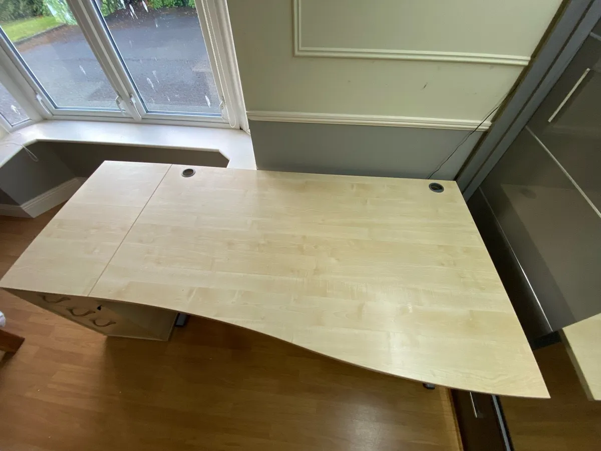 Office Desk - Image 2