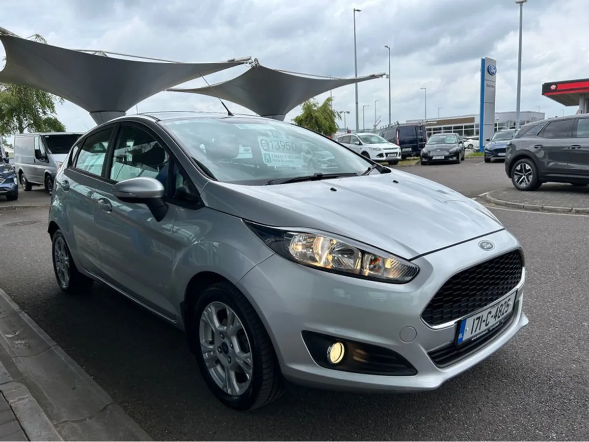 Ford Fiesta Zetec 1.25 60ps M5 5DR MCA 4DR - Image 2