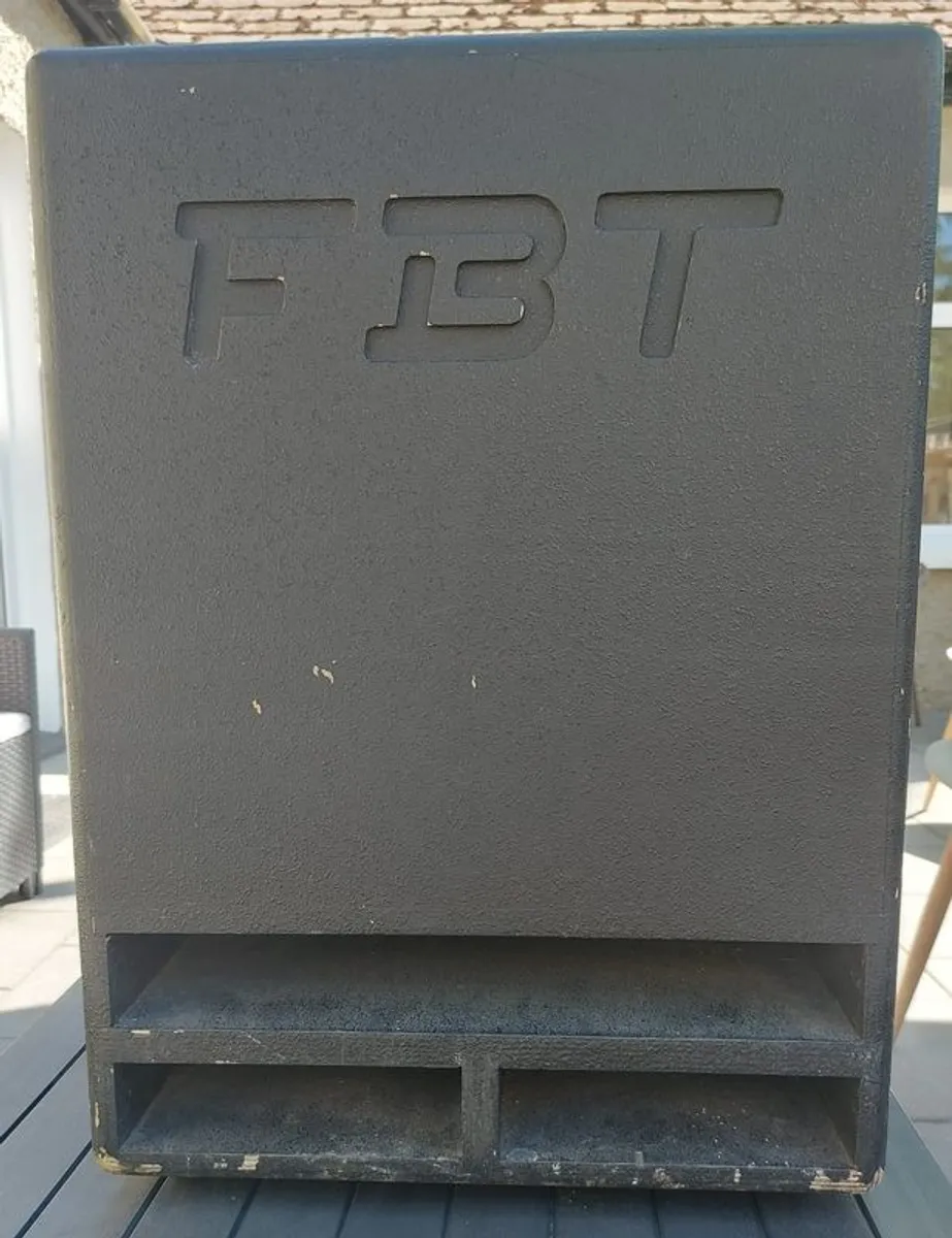 active PA speakers with sub bass bin - Image 4