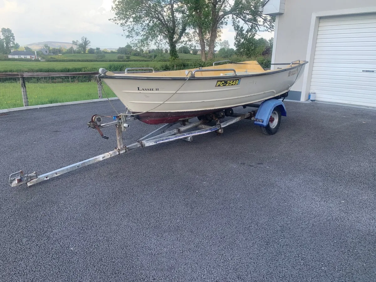 Boat - Image 1