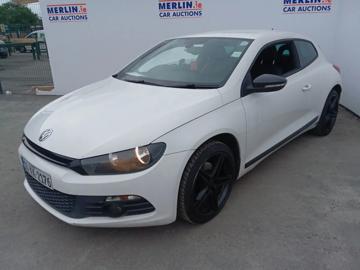 Volkswagen Scirocco 1.4 TSI M6F 122BHP BM - Image 3