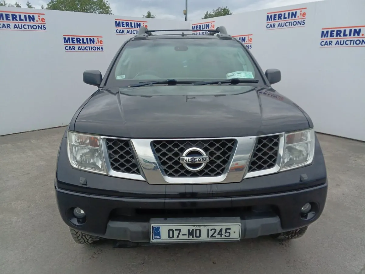 Nissan Navara 2.5 LE - Image 1