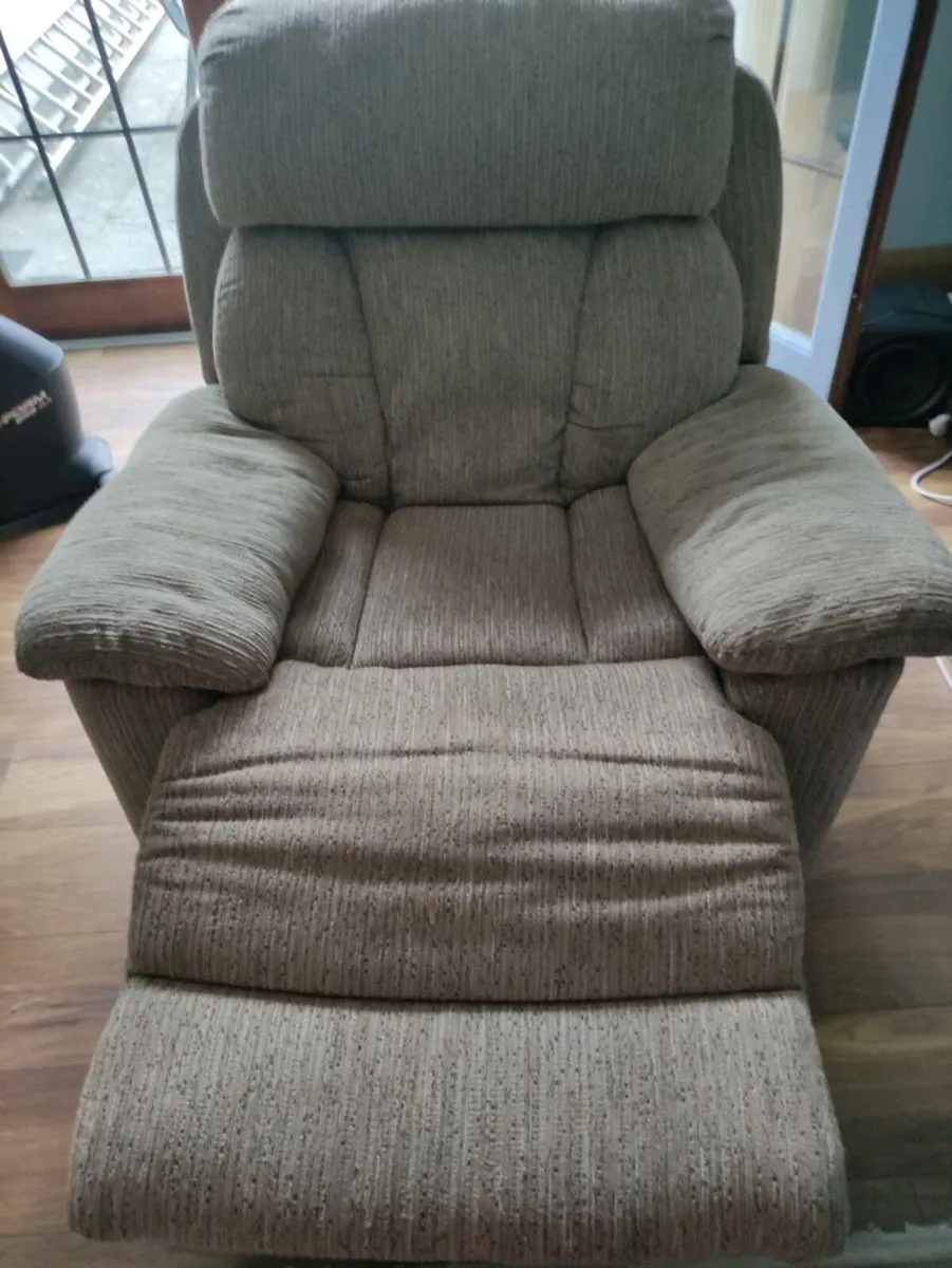 Recliner Armchair - Image 3