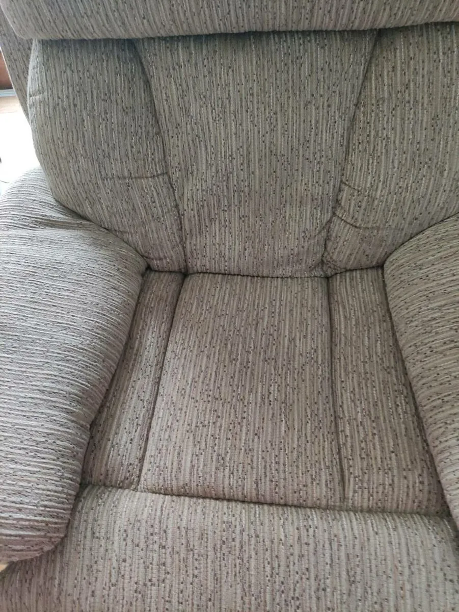 Recliner Armchair - Image 4