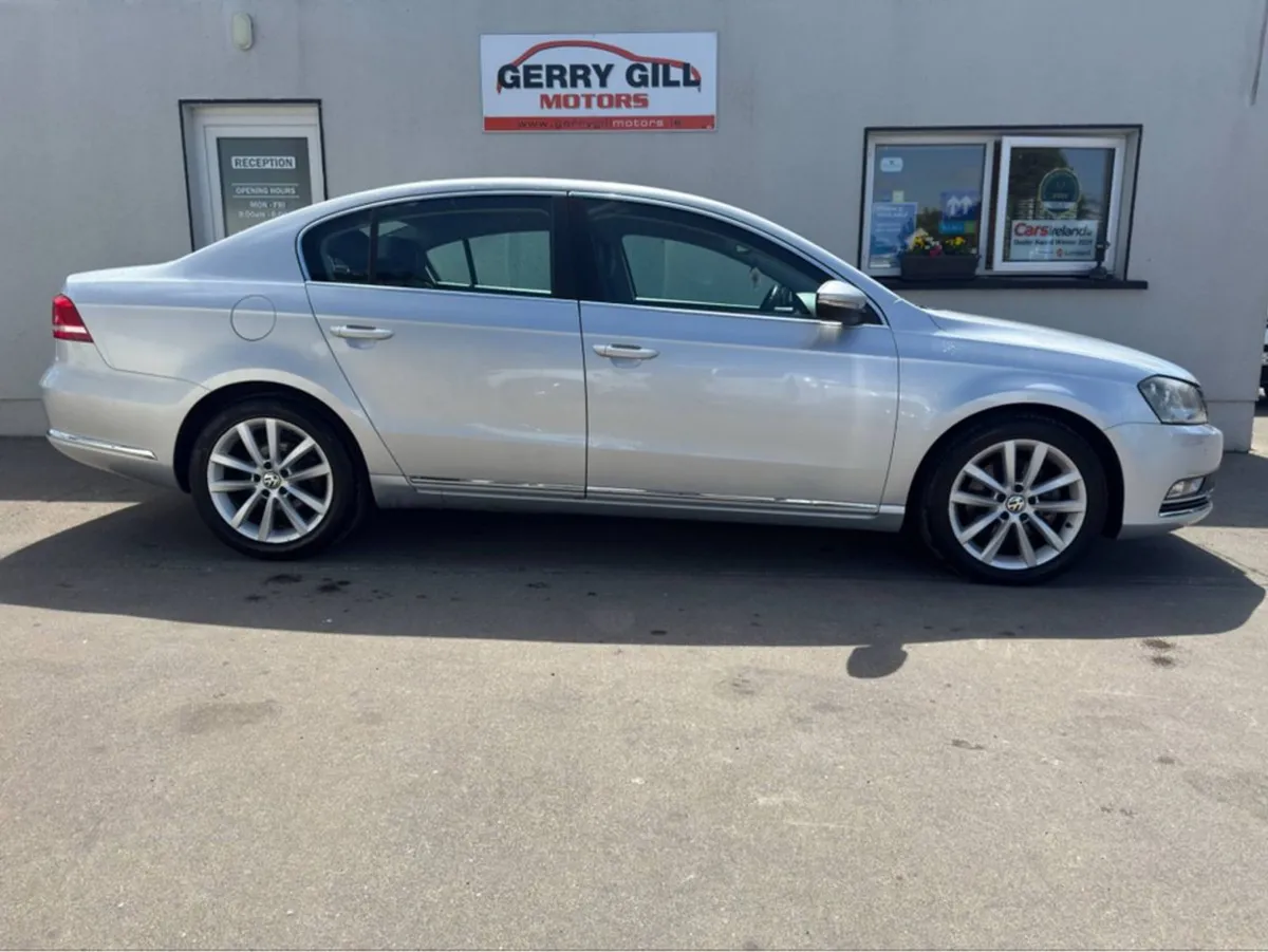 Volkswagen Passat 2.0 TDI Executive Bluemotion 14 - Image 3